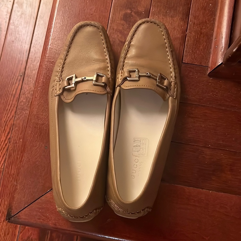 Gucci Loafers/ size 37